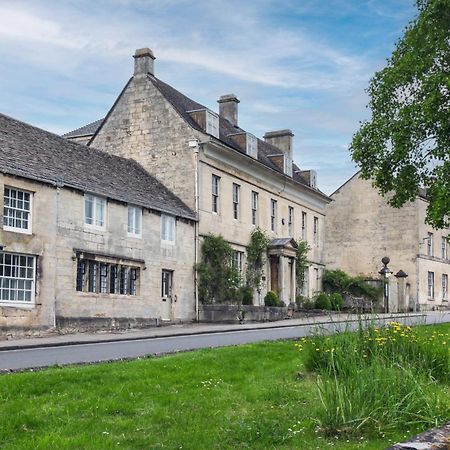 Bright & Beautiful Open Plan Coach House Painswick Villa Bagian luar foto