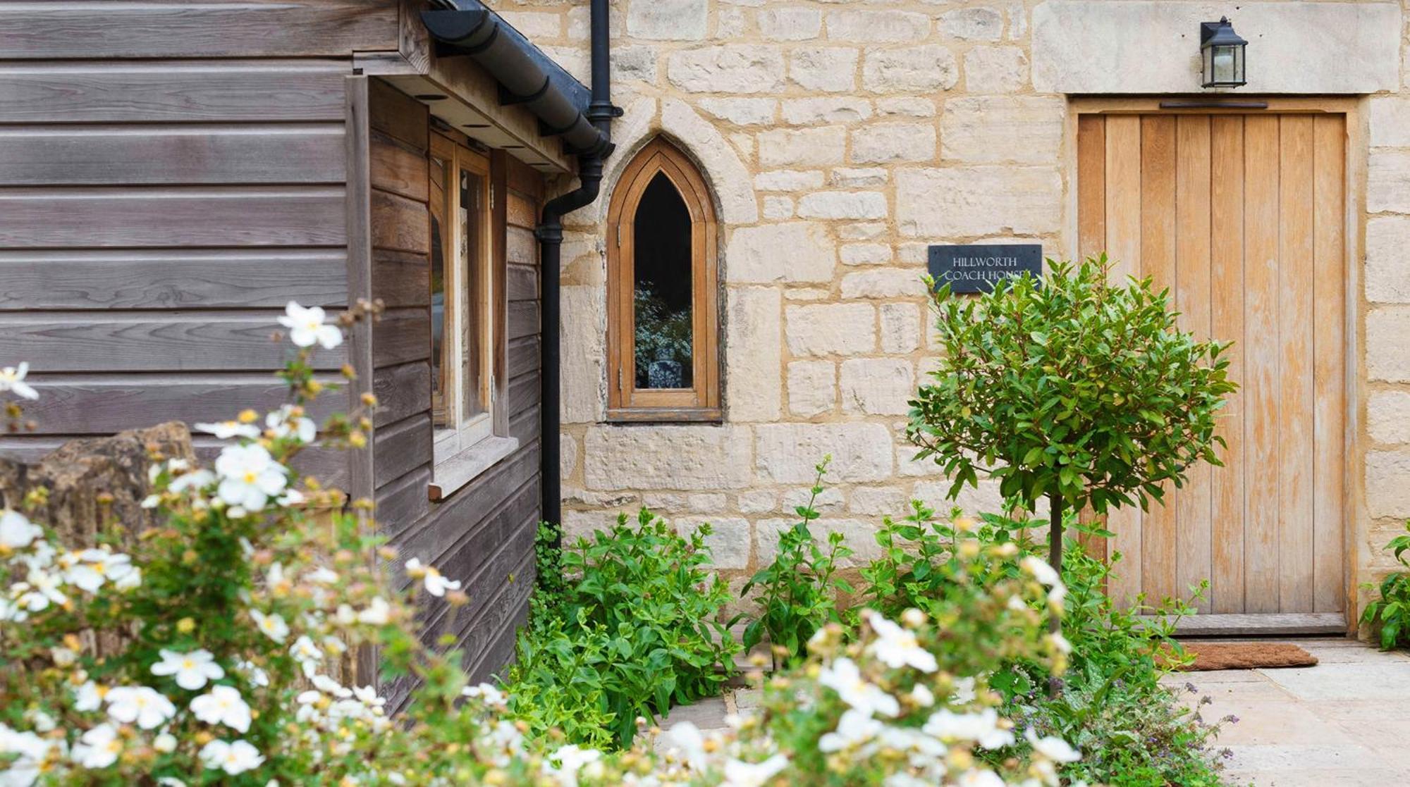 Bright & Beautiful Open Plan Coach House Painswick Villa Bagian luar foto