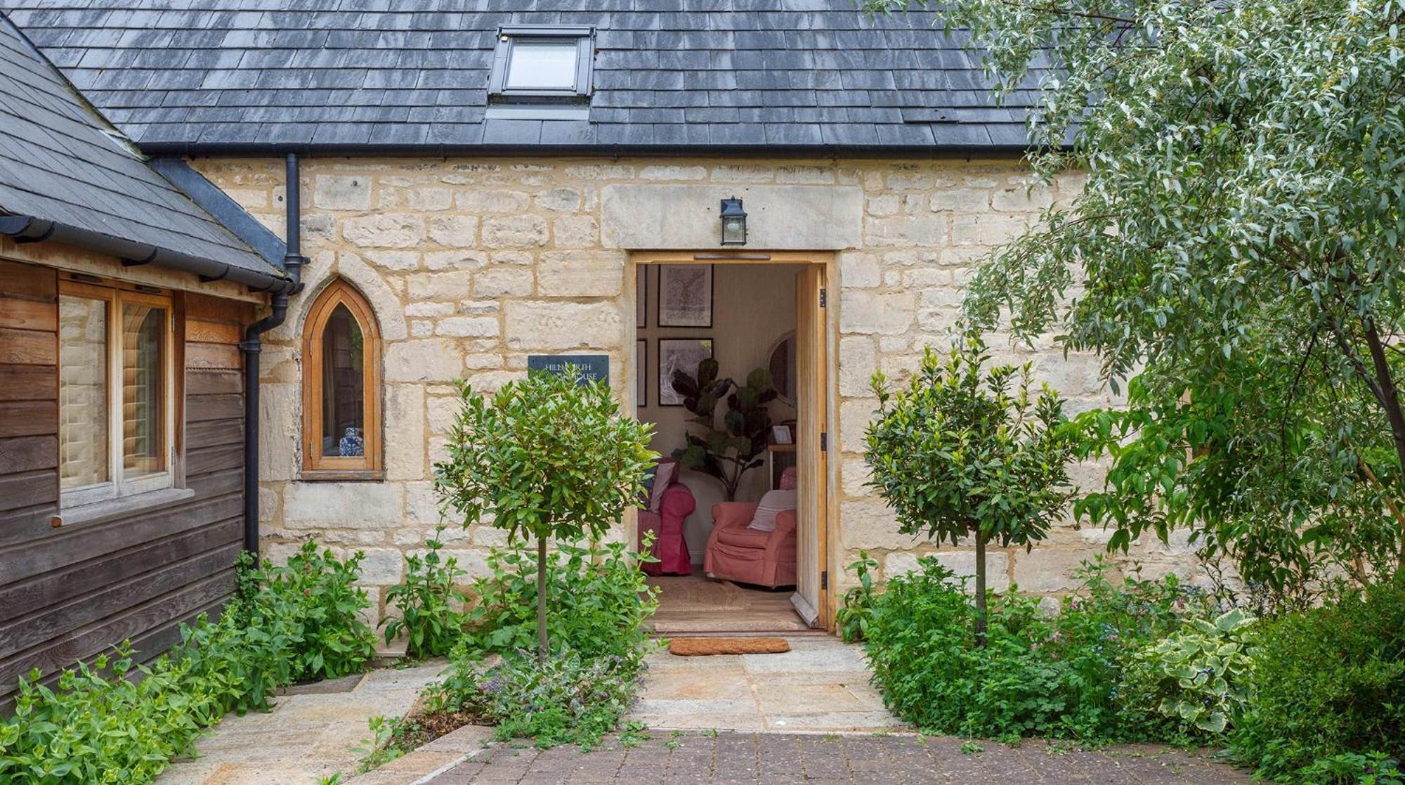 Bright & Beautiful Open Plan Coach House Painswick Villa Bagian luar foto