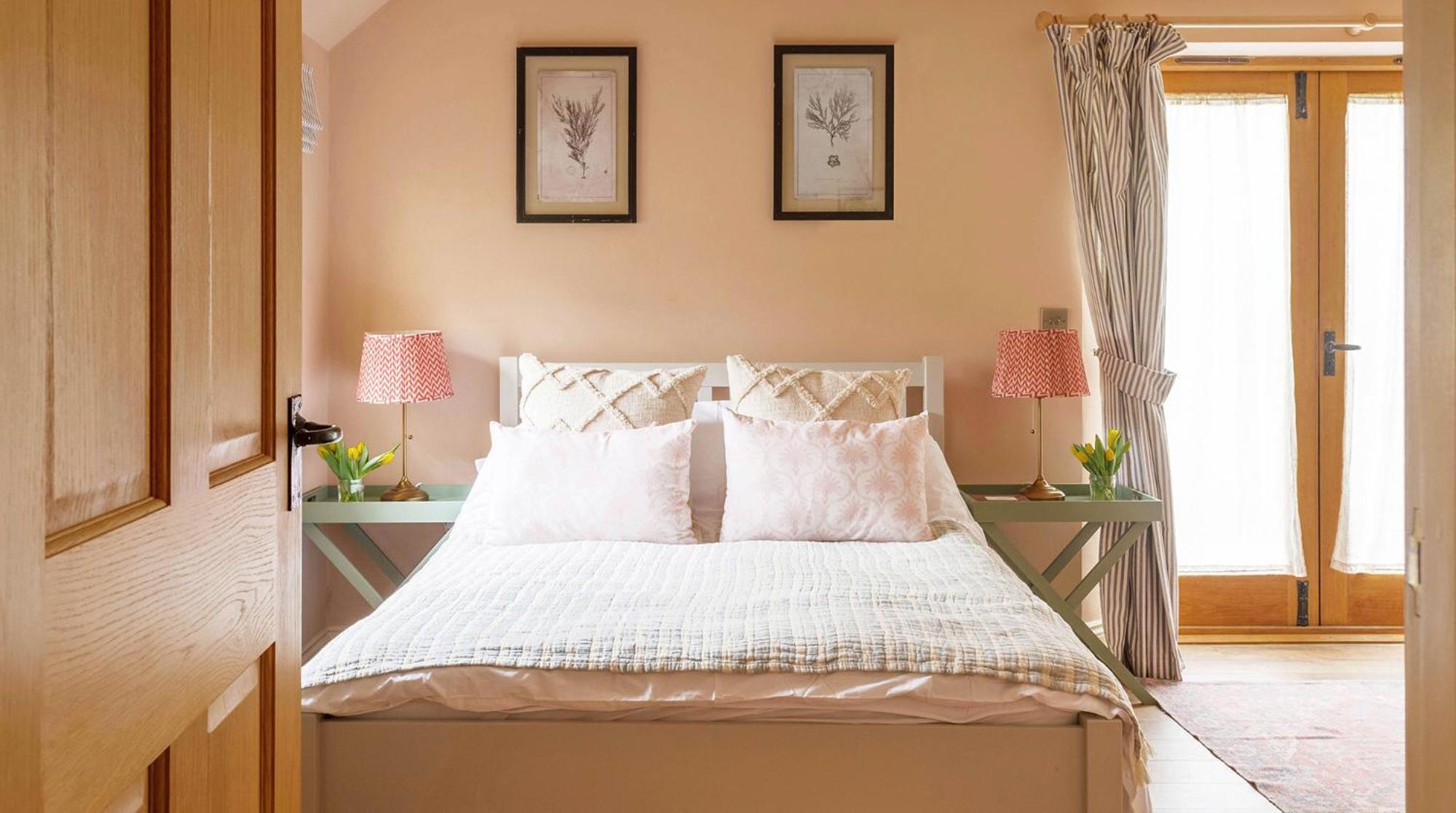 Bright & Beautiful Open Plan Coach House Painswick Villa Bagian luar foto